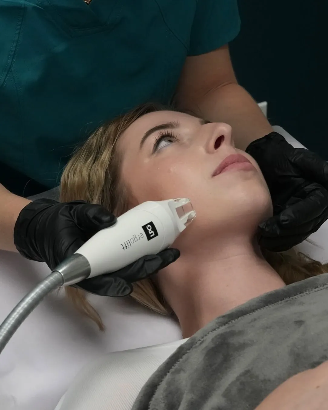 LPG face treatment with the Ergolift handpiece along the jawline